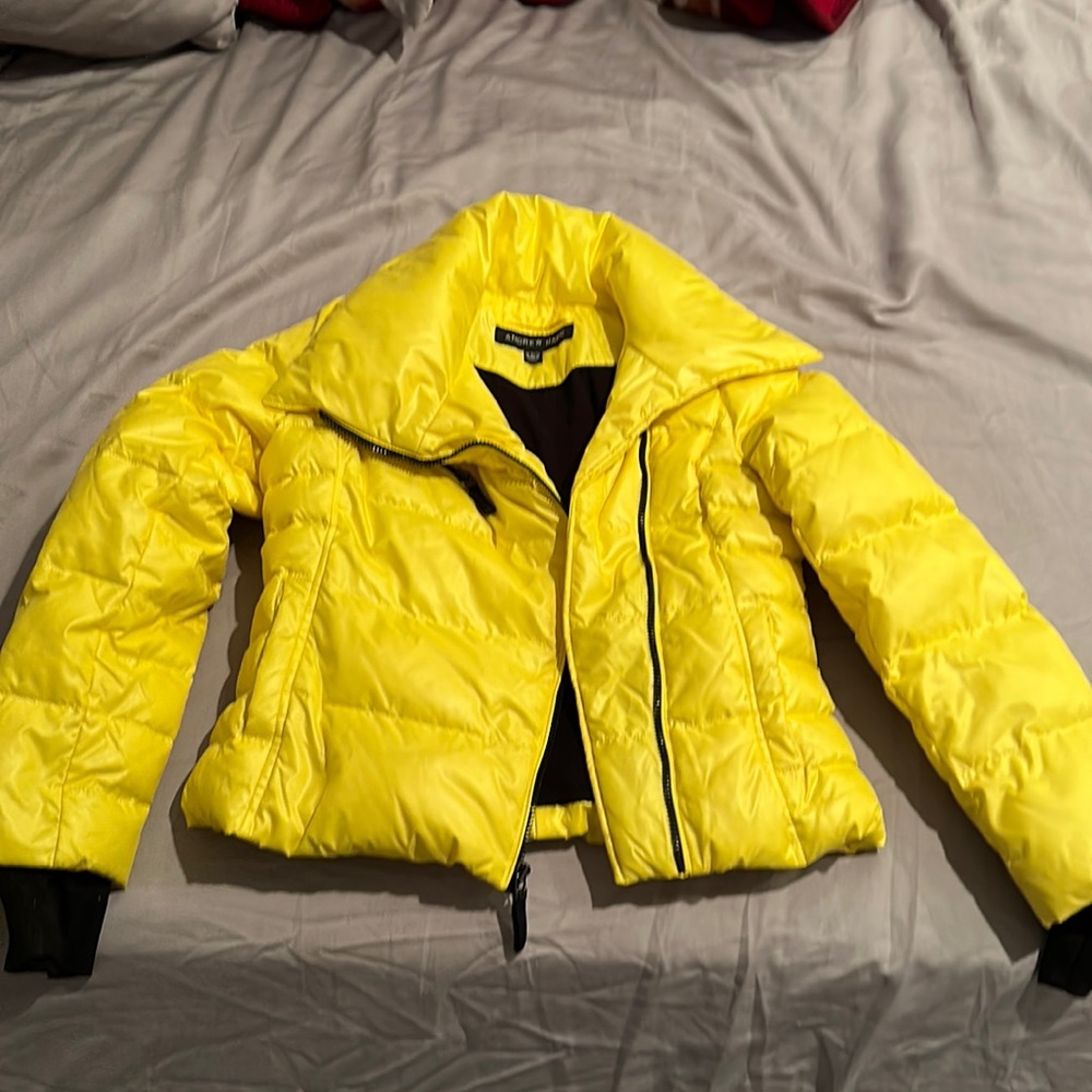 Andrew Marc M 10/12 girls yellow puffer jacket